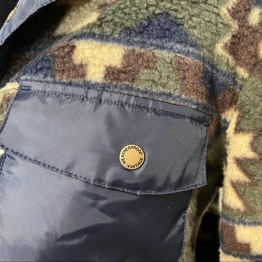 Aztec Weatherproof jacket - Picture 2 of 5